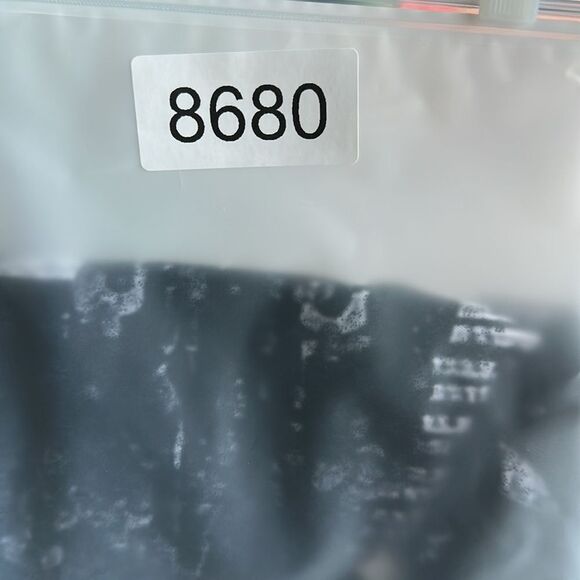 NWT UFC Men’s Black White Graphic Short Sleeve Tee Shirt - Size Medium - Picture 5 of 5